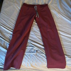 Figs Women's Burgundy Livingston™ - Basic Scrub Pants - S / Burgundy